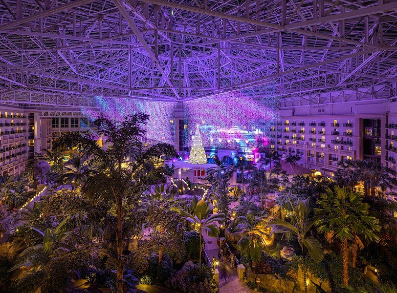 Orlando Christmas Hotel Packages & ice! Deals 2026 | Gaylord Palms